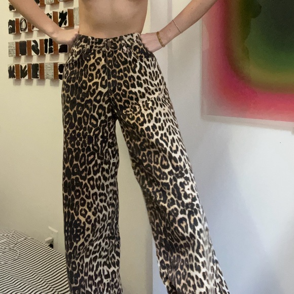 Co’Couture Leopard Wide Leg Jeans